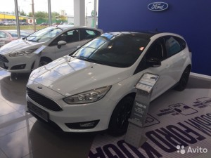 Автомобиль Ford Focus  (2017 г.в.) во Пскове